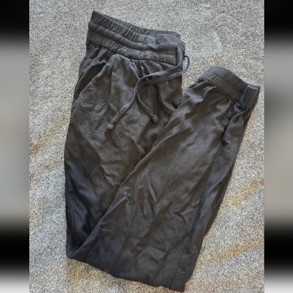 Women's Black Jogger Pants - Picture 4 of 6